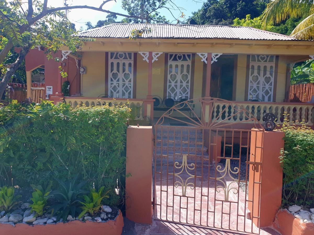 Mesmerize Guest House Port Antonio Dış mekan fotoğraf
